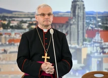 Bp Mendyk: od początku byłem przekonany, że upominanie się o dobre imię ma sens 