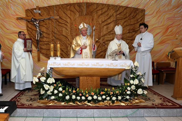 Gosławice. Jubileusz u sióstr kanosjanek