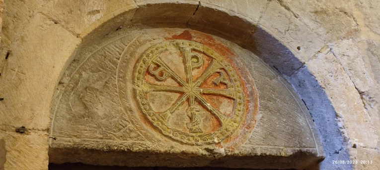 Symbol krzyża występuje aż w 400 wersjach!