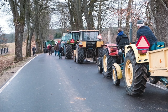 Protest pod rezydencją posła.