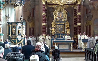 Rocznicowa Eucharystia w skrzatuskim sanktuarium.