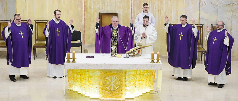 Eucharystia była głównym wydarzeniem dnia skupienia.