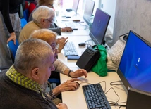 Katowice. Jest nowy punkt Cyfrowego Wsparcia Seniorów