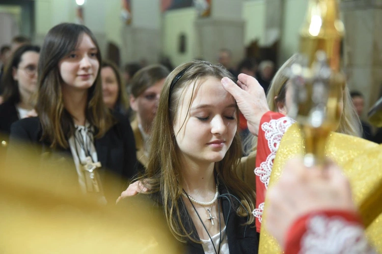 Bierzmowanie w par. św. Jakuba w Brzesku