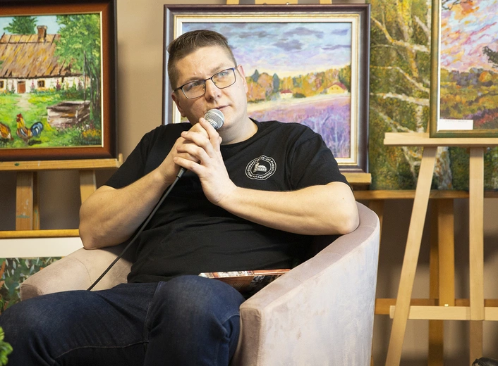 Promocja książki o parafii w Polanowie