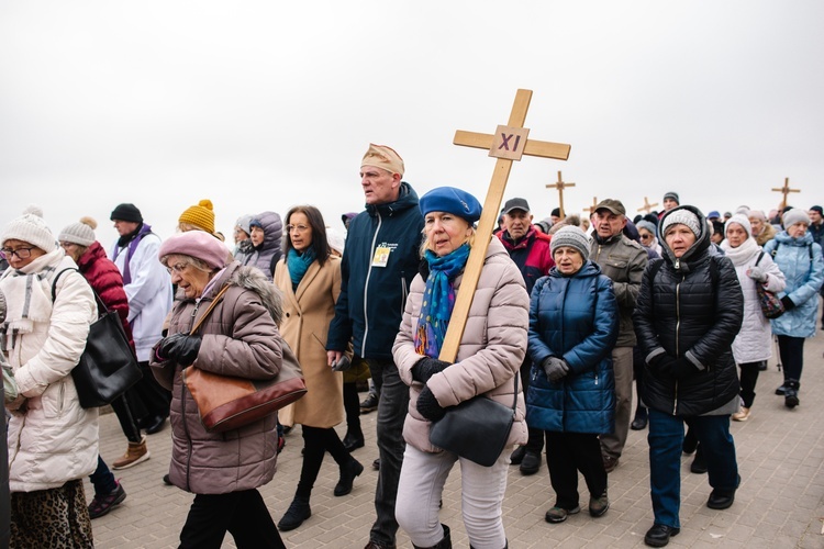 21. Droga Krzyżowa brzegiem morza w Gdyni