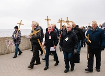 Trasa po piaszczystej plaży nie była łatwa i liczyła kilka kilometrów.