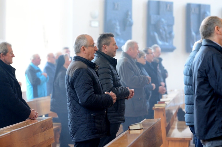 Wielkopostny dzień skupienia nadzwyczajnych szafarzy