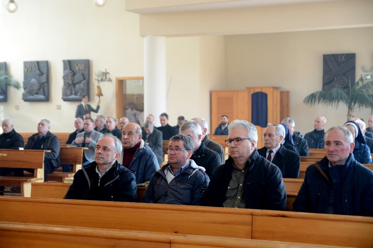 Wielkopostny dzień skupienia nadzwyczajnych szafarzy