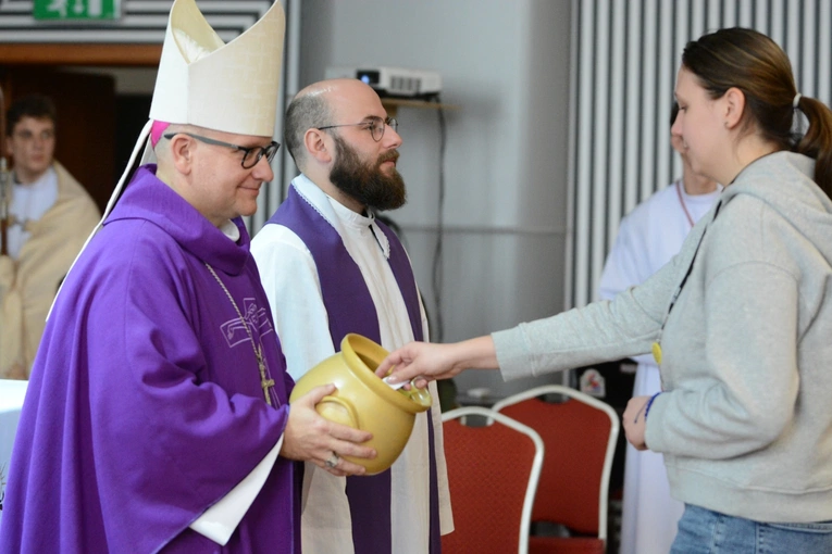 Ładowarka. Msza św. z podjęciem ważnych decyzji