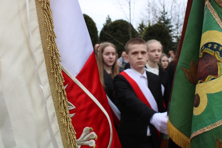 Pomnik góralki - Sprawiedliwej wśród Narodów Świata