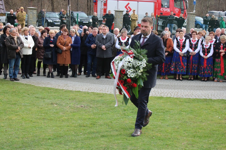 Pomnik góralki - Sprawiedliwej wśród Narodów Świata