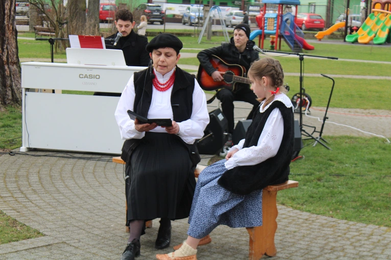 Pomnik góralki - Sprawiedliwej wśród Narodów Świata