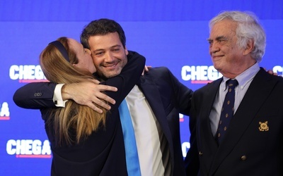 Portugalia: Konserwatywna Chega przerwała monopol władzy socjalistów i socjaldemokratów
