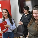 Caritas prowadzi kursy języka polskiego dla uchodźców z Ukrainy