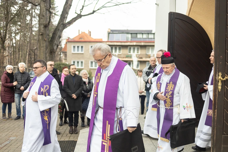 Pogrzeb ks. inf. Józefa Strugarka