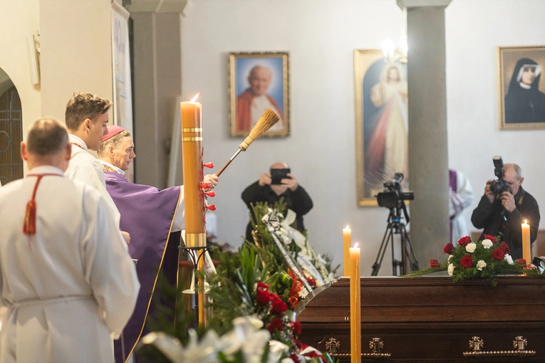 Pogrzeb ks. inf. Józefa Strugarka