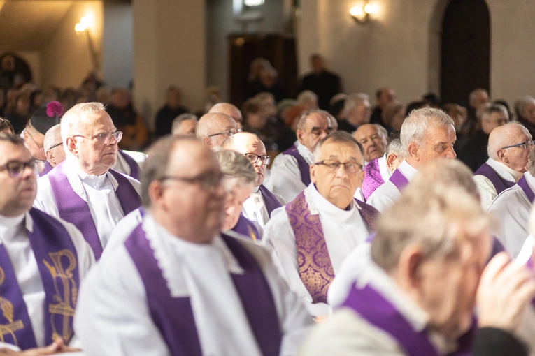 Pogrzeb ks. inf. Józefa Strugarka