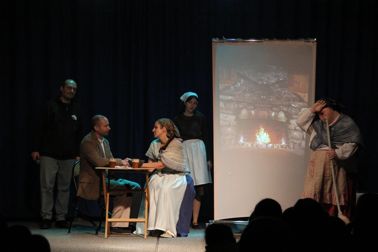 Bochnia. Spektakl "Bernadetta"