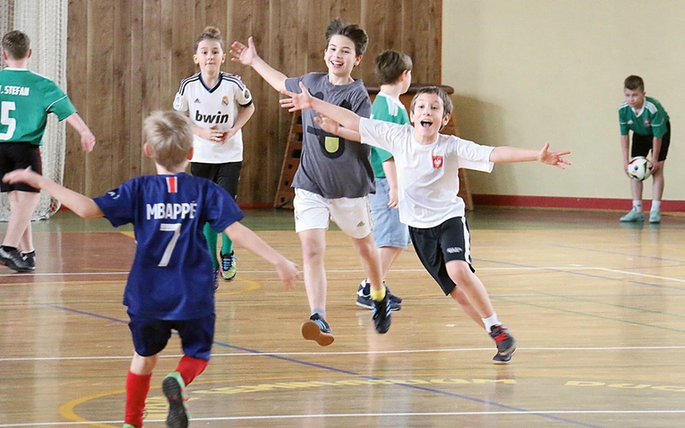 Emocji na boisku nie brakowało.