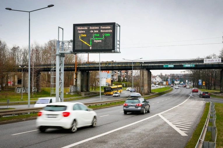 Katowice. Inteligentny System Transportowy będzie wspierał kierowanie ruchem w mieście