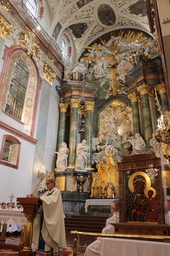 Jasna Góra. Pielgrzymka maturzystów - cz. 2