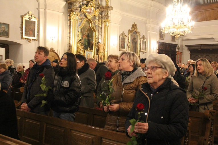 Zakliczyn. Wprowadzenie relikwii św. Rity do kościoła św. Idziego