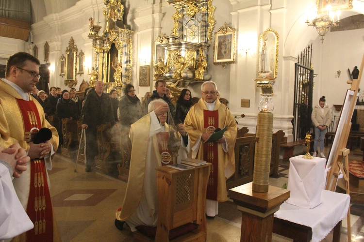 Zakliczyn. Wprowadzenie relikwii św. Rity do kościoła św. Idziego