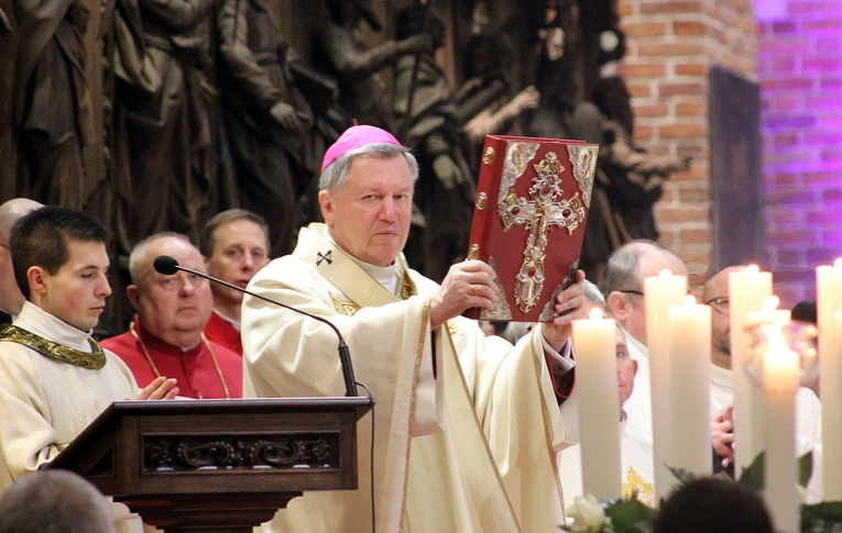 Święto patronalne abp. Józefa Kupnego i dzień skupienia szafarzy