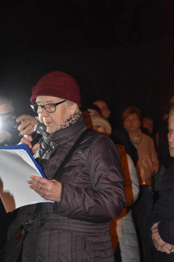 Dębica-Latoszyn. Droga Krzyżowa ulicami parafii