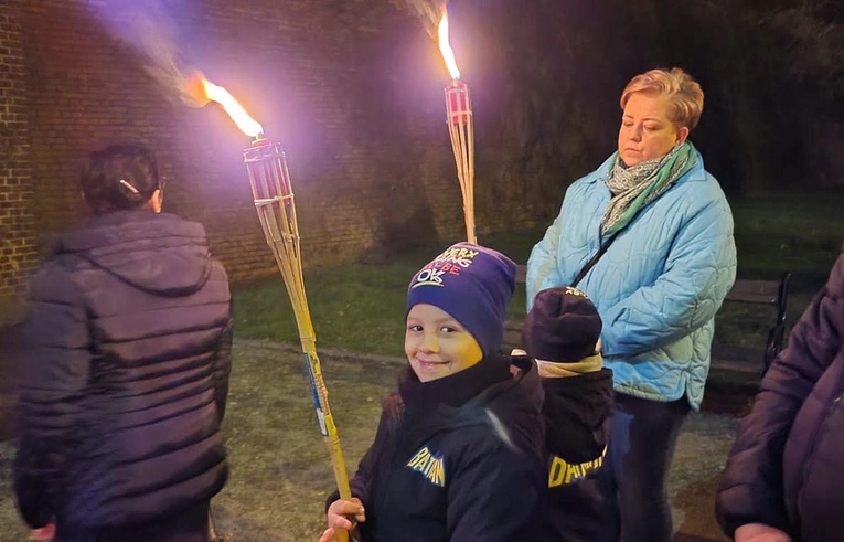 Droga Krzyżowa w głogowskiej fosie miejskiej