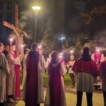 Droga Krzyżowa w głogowskiej fosie miejskiej