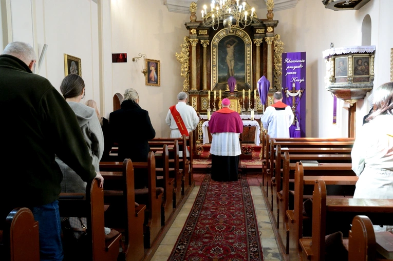 Spotkanie modlitewno-formacyjne dla małżonków w kryzysie