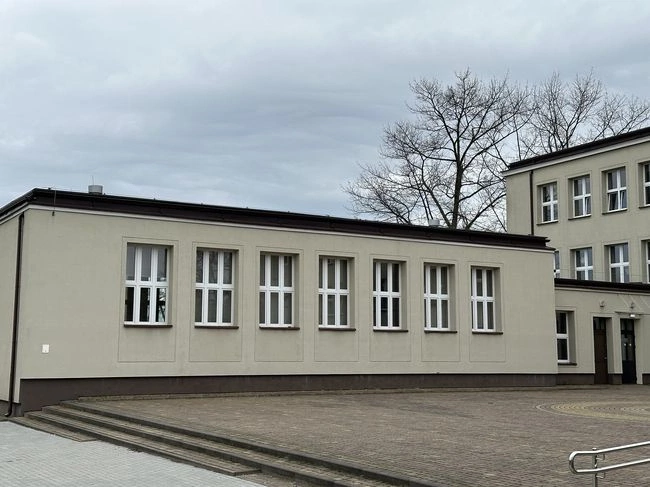 Stalowa Wola. "Czwórka" na szóstkę