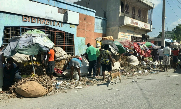Ameryka Łacińska: modlitwa za Haiti, w kraju dalej chaos, przemoc i kłótnie