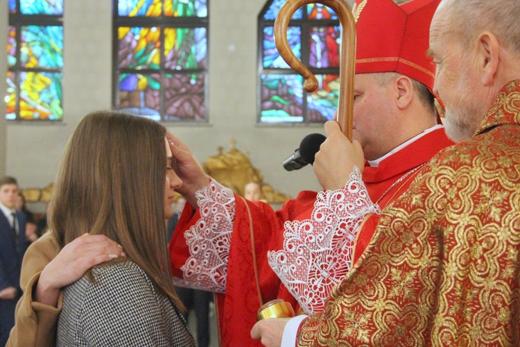 Bierzmowanie w Wielogłowach