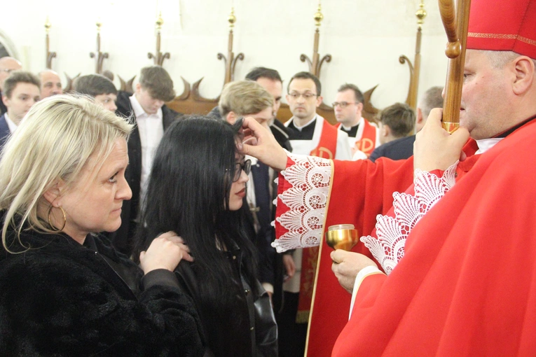 Bierzmowanie w bazylice św. Małgorzaty w Nowym Sączu