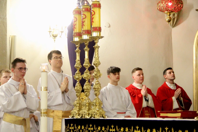 Bierzmowanie w bazylice św. Małgorzaty w Nowym Sączu