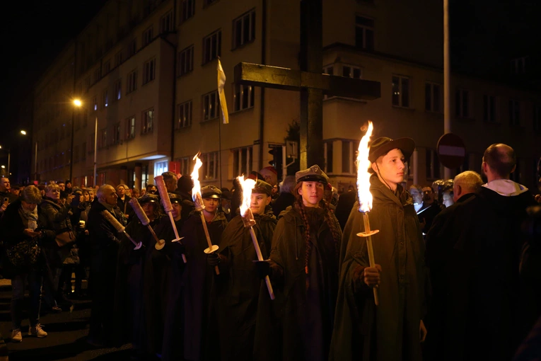 Pierwsza ekumeniczna Droga Krzyżowa ulicami Katowic