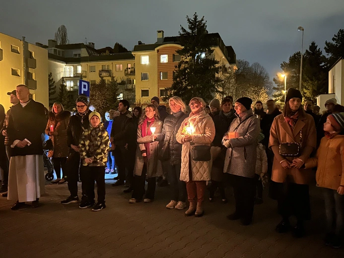 Droga Krzyżowa ulicami osiedla Krzyki we Wrocławiu