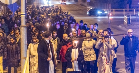 Droga Krzyżowa ulicam Świdnicy