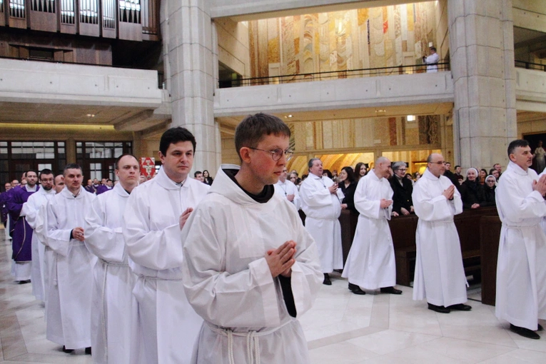 Błogosławieństwo nadzwyczajnych szafarzy Komunii Świętej 2024