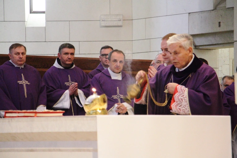 Błogosławieństwo nadzwyczajnych szafarzy Komunii Świętej 2024