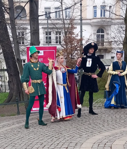 Happening Baletu Cracovia Danza - śladami Królowej Jadwigi