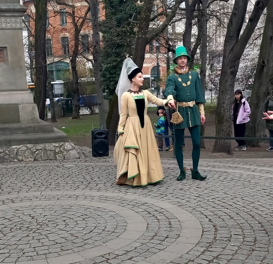 Happening Baletu Cracovia Danza - śladami Królowej Jadwigi