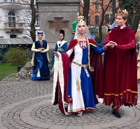 Happening Baletu Cracovia Danza - śladami Królowej Jadwigi