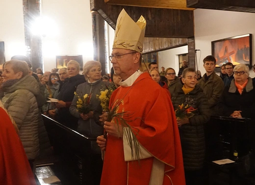 Eucharystia i spotkanie z abp. Rino Fisichellą