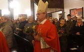 Eucharystia i spotkanie z abp. Rino Fisichellą