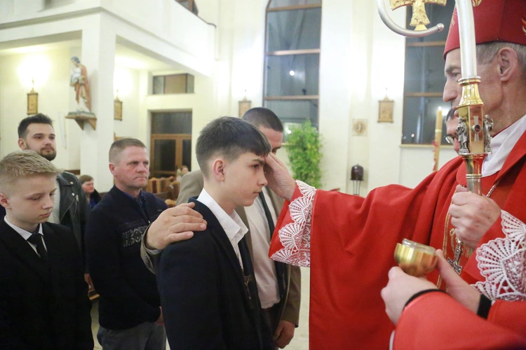 Bierzmowanie w Gaboniu