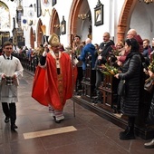 Metropolita gdański poświęcił palmy wielkanocne.